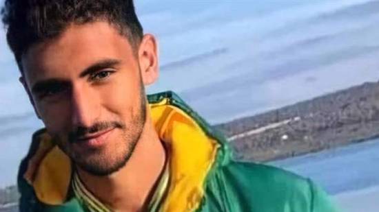 وفاة لاعب كرة قدم مغربي أثناء المباراة – فيديو