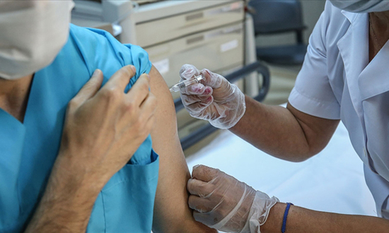 أكثر من مليون جرعة.. تركيا تسجل أعلى معدل يومي في عمليات التطعيم
