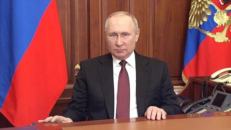 أنباء عن تعرض الرئيس الروسي بوتين لمحاولة إغتيال في موسكو.