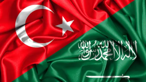 إعادة فتح ثلاث مدارس تركية في السعودية .