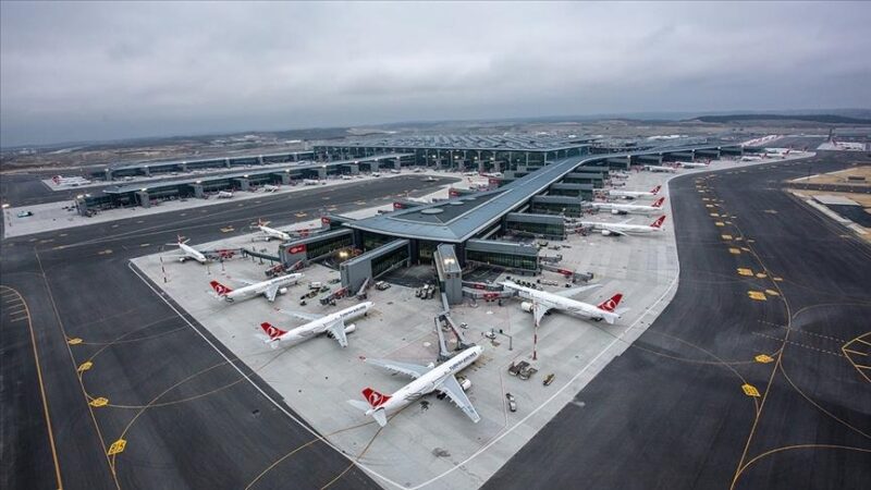 مطار إسطنبول الأكثر ازدحاماً في أوروبا .