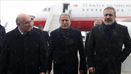 وزراء دفاع تركيا وروسيا وسوريا يجتمعون في موسكو.