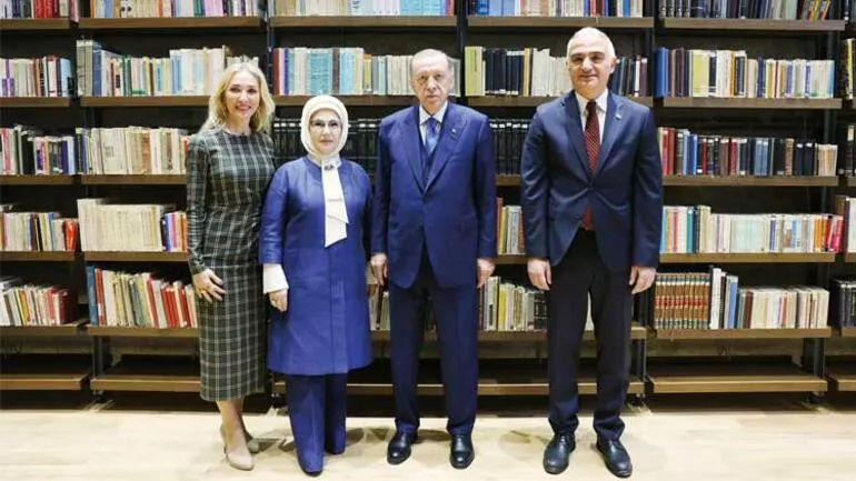 الرئيس أردوغان يشارك في مراسم افتتاح مكتبة “رامي” الأكبر في تركيا.