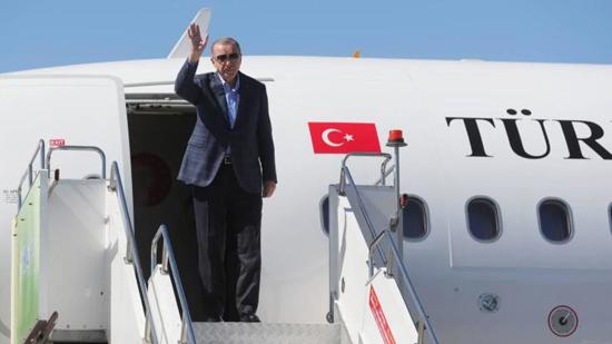 الرئيس أردوغان في طريقه إلى الهند .