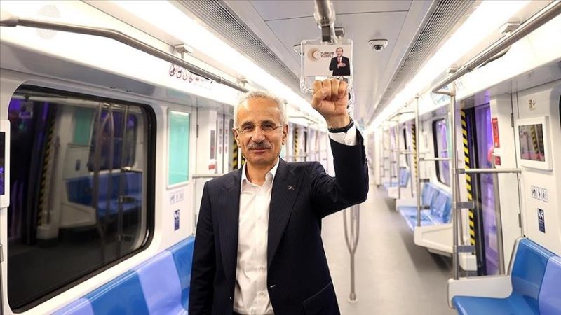 افتتاح خط مترو جديد في إسطنبول